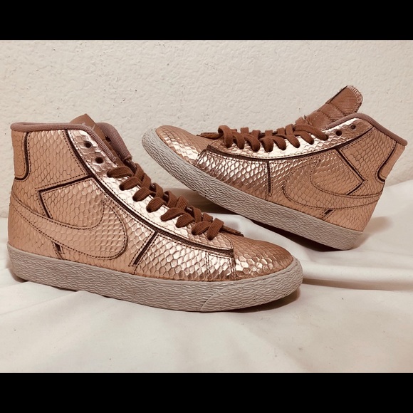 nike blazer rose gold